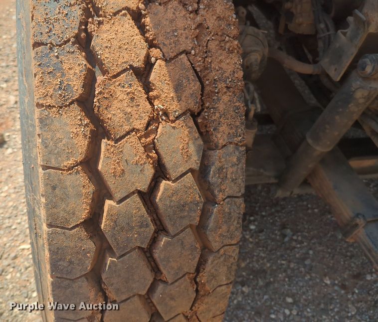 image for item NG9759 2012 International WorkStar 7300 bucket truck