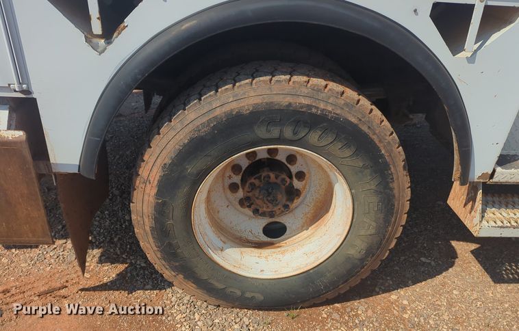 image for item NG9759 2012 International WorkStar 7300 bucket truck