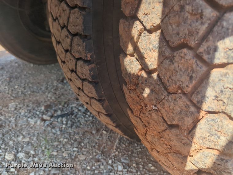 image for item NG9759 2012 International WorkStar 7300 bucket truck