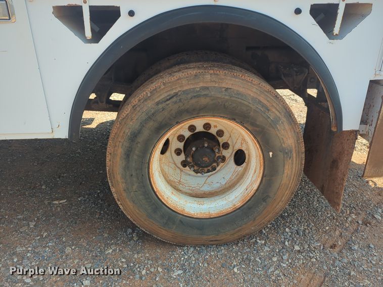 image for item NG9759 2012 International WorkStar 7300 bucket truck