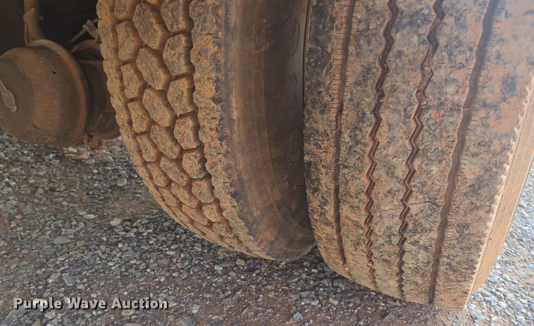 image for item NG9759 2012 International WorkStar 7300 bucket truck