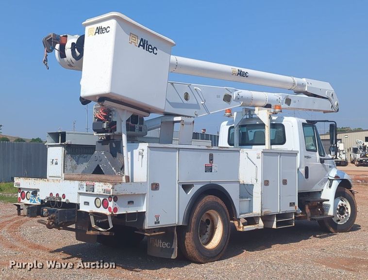 image for item NG9760 2012 International DuraStar 4300 bucket truck