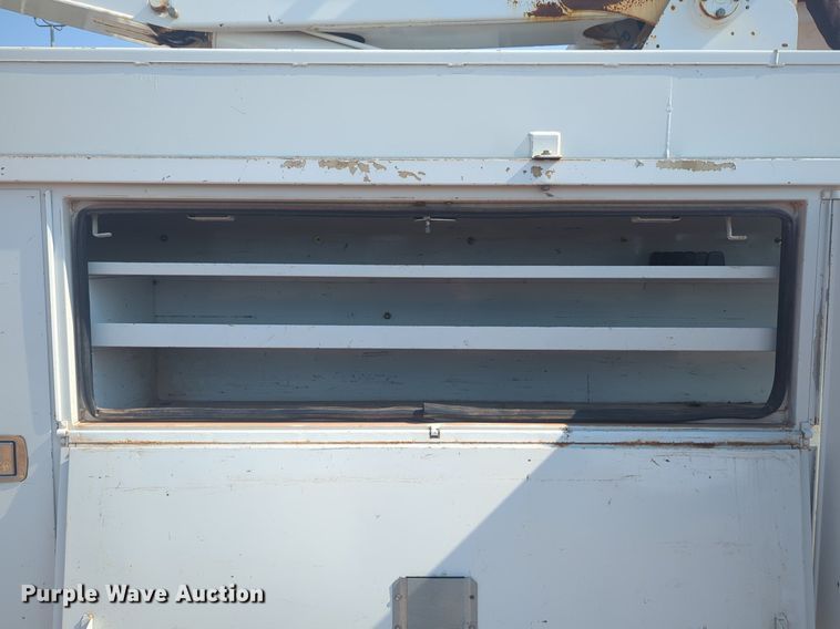 image for item NG9760 2012 International DuraStar 4300 bucket truck