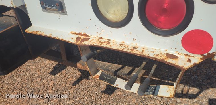 image for item NG9760 2012 International DuraStar 4300 bucket truck