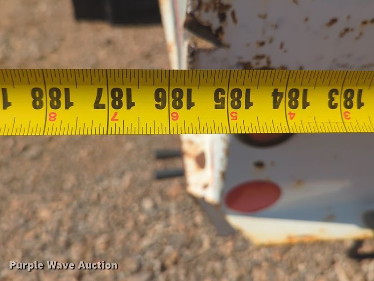 image for item NG9760 2012 International DuraStar 4300 bucket truck