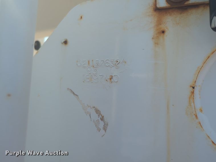 image for item NG9760 2012 International DuraStar 4300 bucket truck