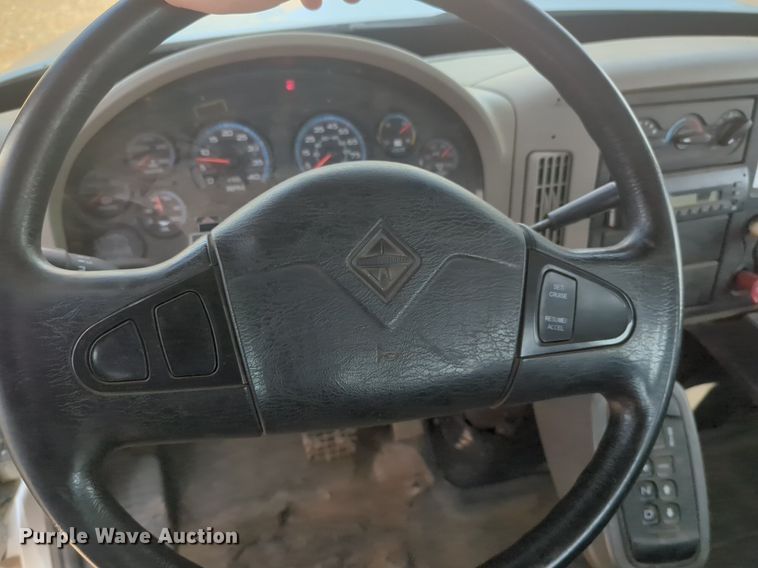 image for item NG9760 2012 International DuraStar 4300 bucket truck