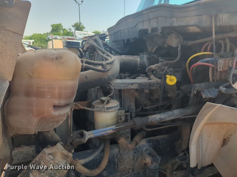 image for item NG9760 2012 International DuraStar 4300 bucket truck