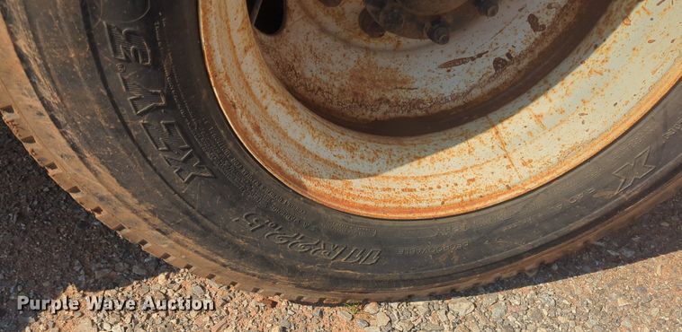 image for item NG9760 2012 International DuraStar 4300 bucket truck