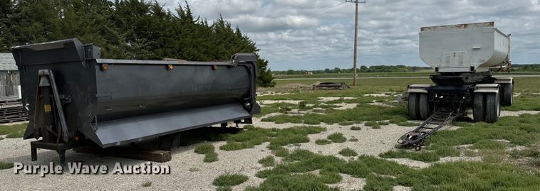 image for item NL9801 1992 Reliance  transfer trailer