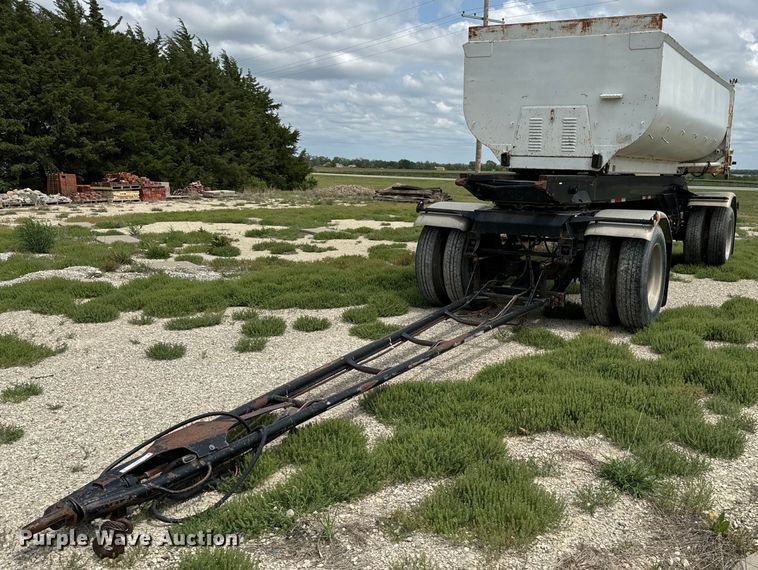 image for item NL9801 1992 Reliance  transfer trailer