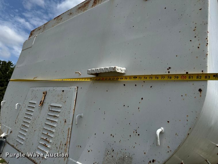 image for item NL9801 1992 Reliance  transfer trailer