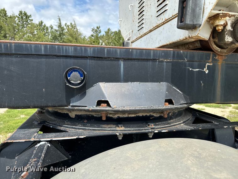 image for item NL9801 1992 Reliance  transfer trailer