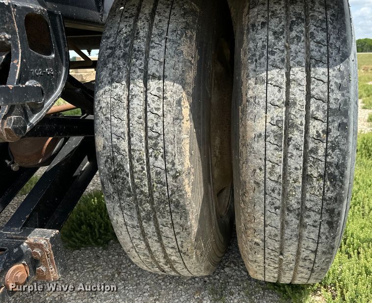 image for item NL9801 1992 Reliance  transfer trailer