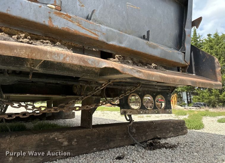 image for item NL9801 1992 Reliance  transfer trailer