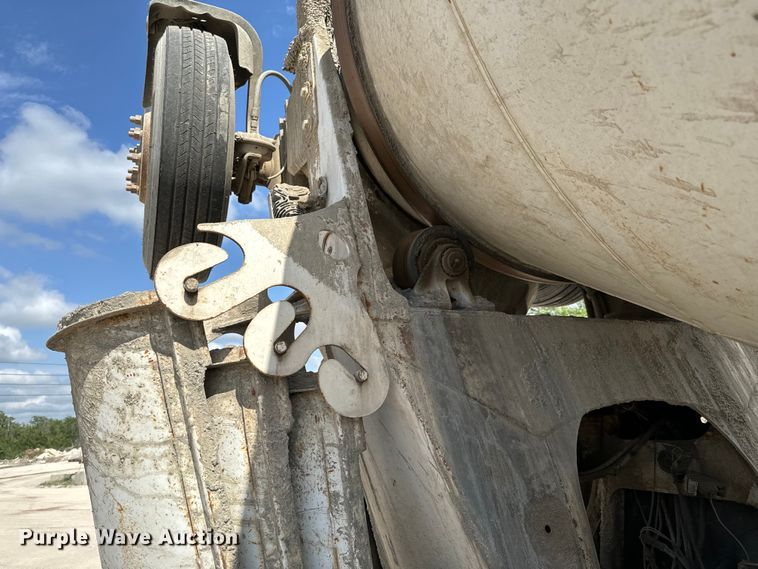 image for item NL9802 2005 Sterling  L9500 ready mix truck