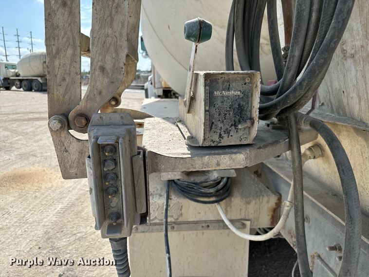 image for item NL9802 2005 Sterling  L9500 ready mix truck