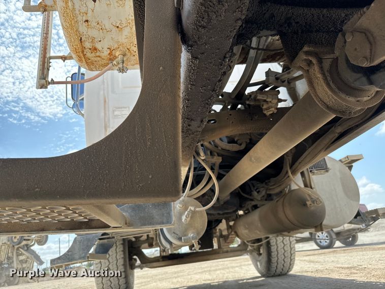 image for item NL9802 2005 Sterling  L9500 ready mix truck