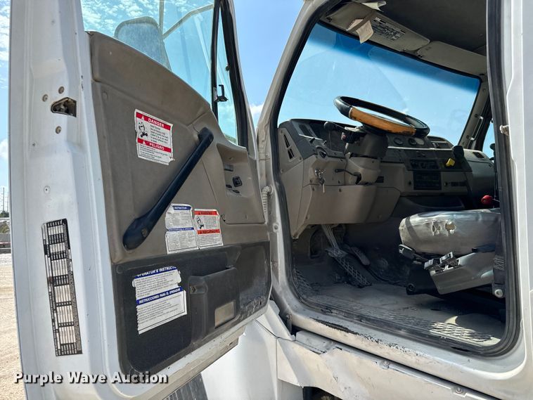 image for item NL9802 2005 Sterling  L9500 ready mix truck