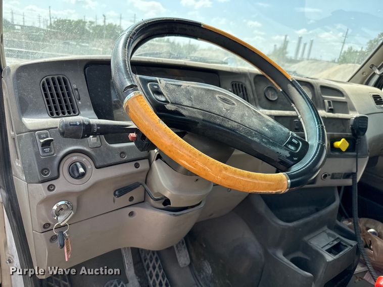 image for item NL9802 2005 Sterling  L9500 ready mix truck