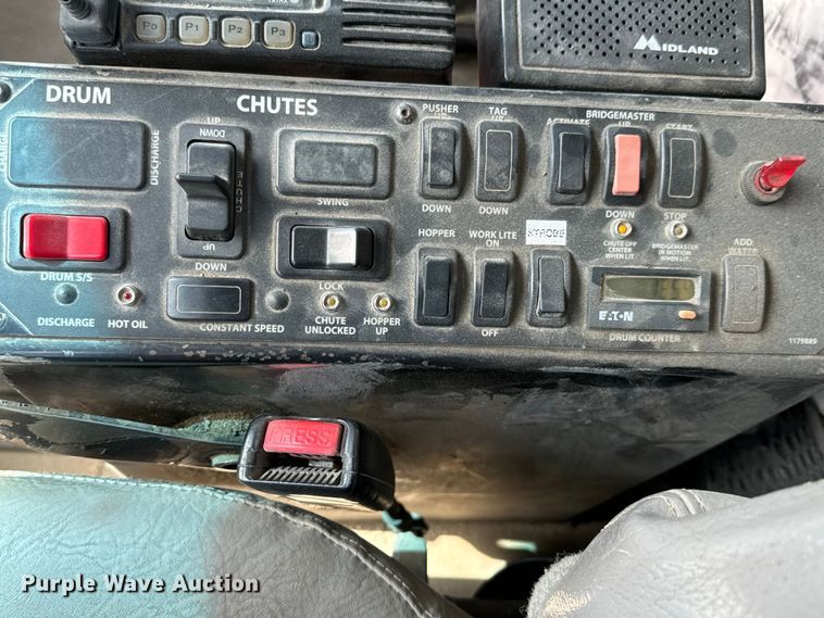 image for item NL9802 2005 Sterling  L9500 ready mix truck