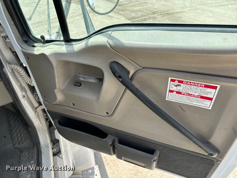 image for item NL9802 2005 Sterling  L9500 ready mix truck