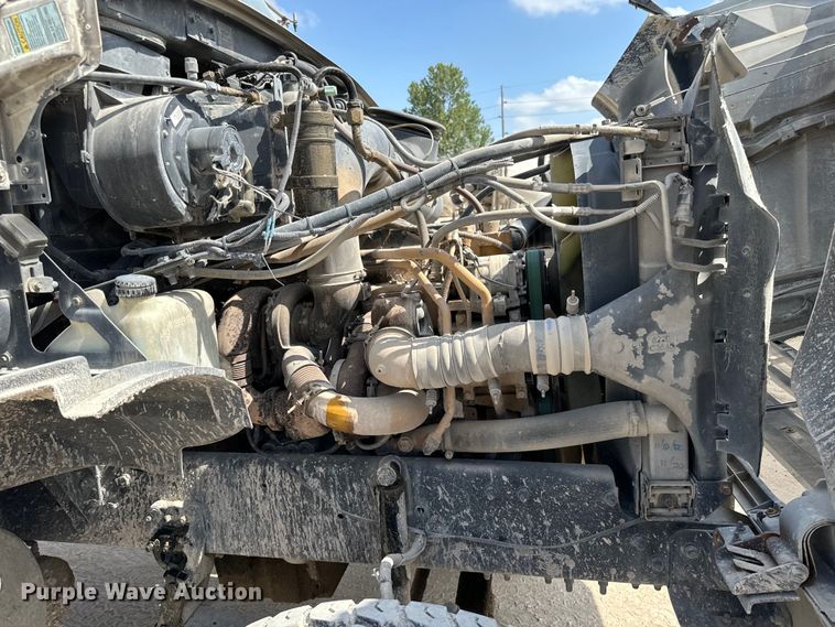 image for item NL9802 2005 Sterling  L9500 ready mix truck