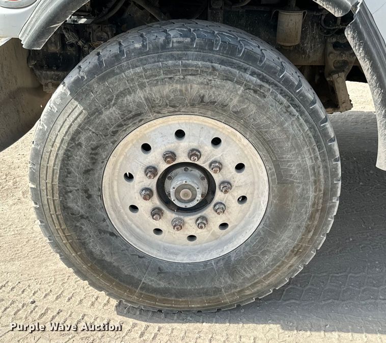 image for item NL9802 2005 Sterling  L9500 ready mix truck