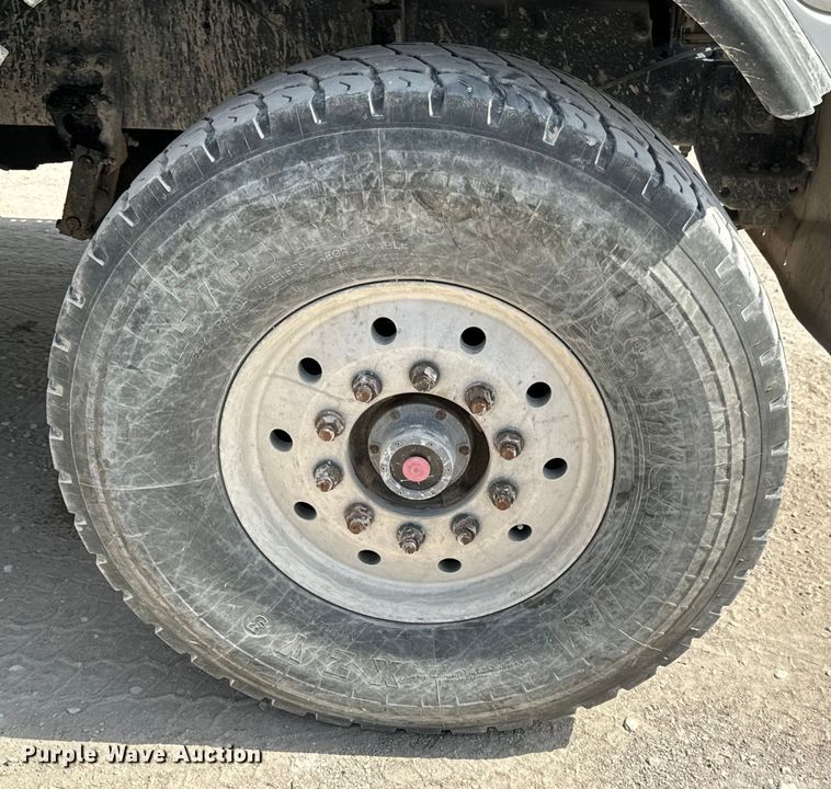 image for item NL9802 2005 Sterling  L9500 ready mix truck