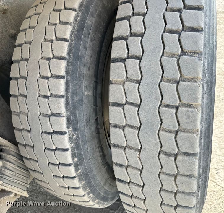 image for item NL9802 2005 Sterling  L9500 ready mix truck