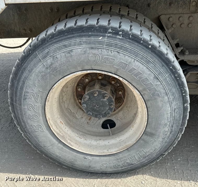 image for item NL9802 2005 Sterling  L9500 ready mix truck