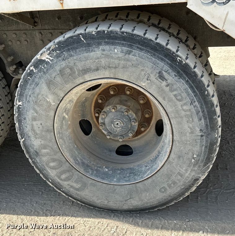 image for item NL9802 2005 Sterling  L9500 ready mix truck