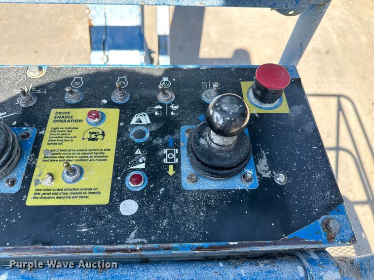 image for item NL9816 2007 Genie S-65 boom lift