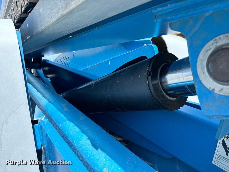 image for item NL9816 2007 Genie S-65 boom lift