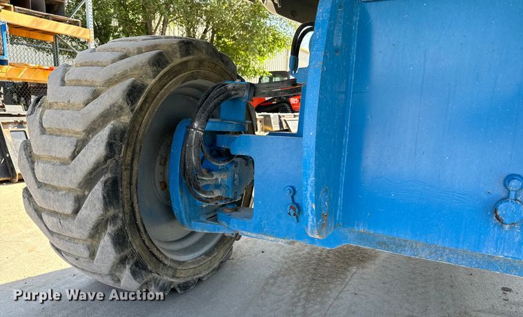 image for item NL9816 2007 Genie S-65 boom lift