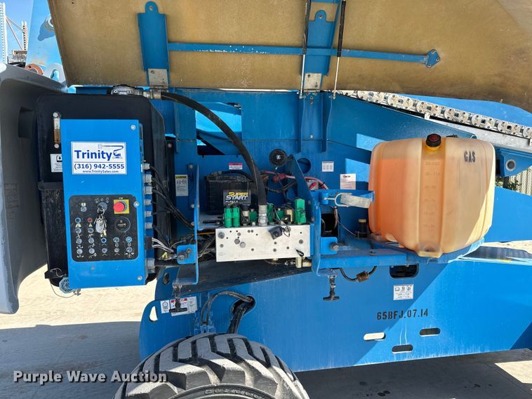 image for item NL9816 2007 Genie S-65 boom lift