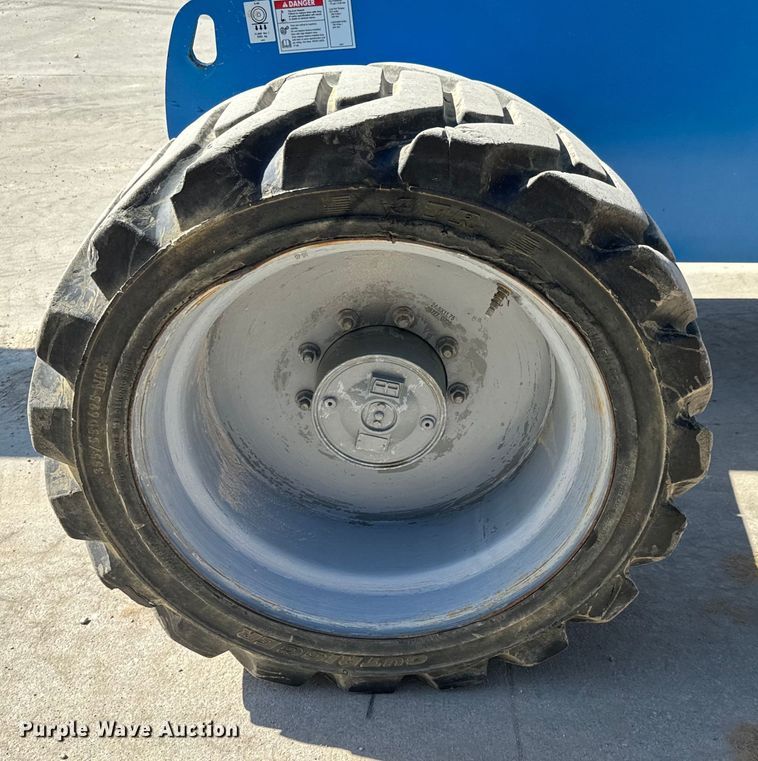 image for item NL9816 2007 Genie S-65 boom lift