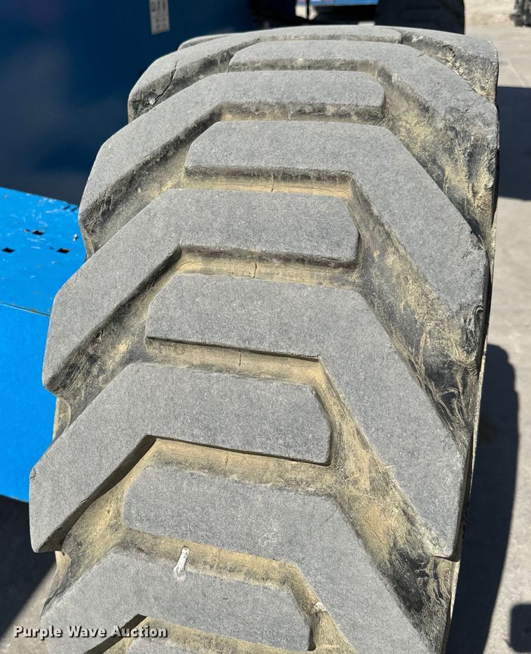 image for item NL9816 2007 Genie S-65 boom lift