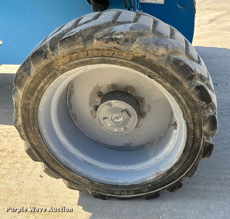 image for item NL9816 2007 Genie S-65 boom lift