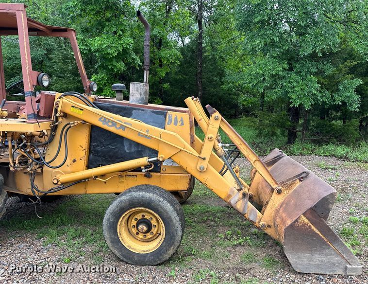 image for item NR9874 1990 Case 480F landscape tractor
