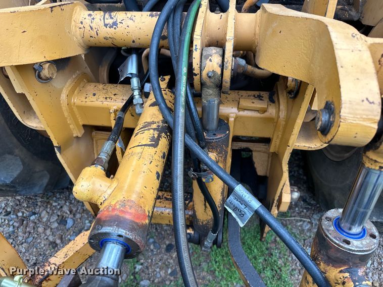 image for item NR9874 1990 Case 480F landscape tractor