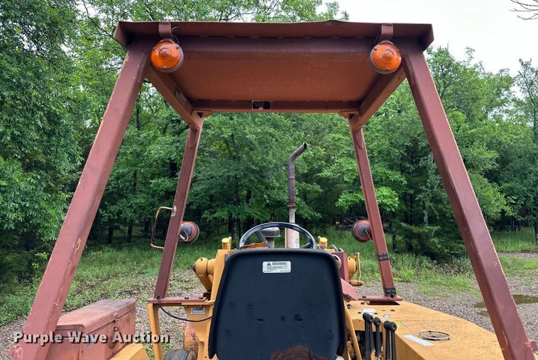 image for item NR9874 1990 Case 480F landscape tractor