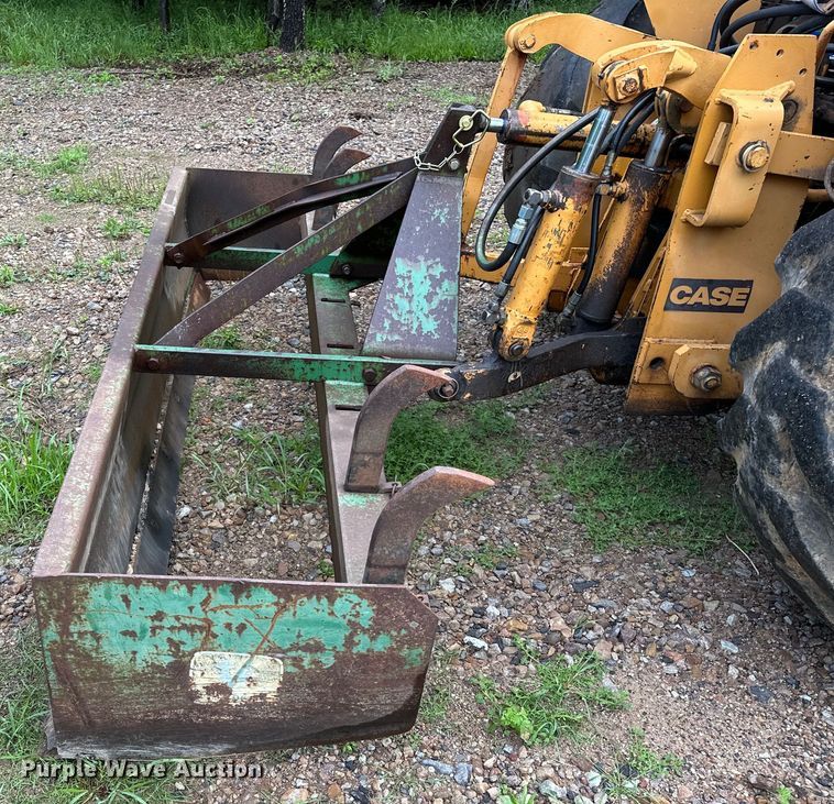 image for item NR9874 1990 Case 480F landscape tractor