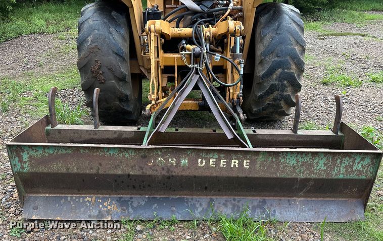 image for item NR9874 1990 Case 480F landscape tractor