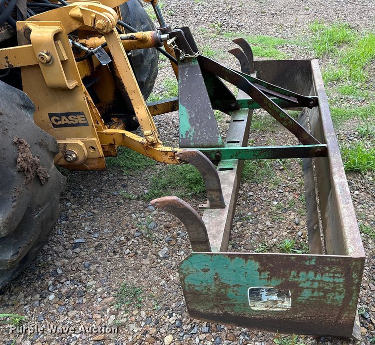 image for item NR9874 1990 Case 480F landscape tractor