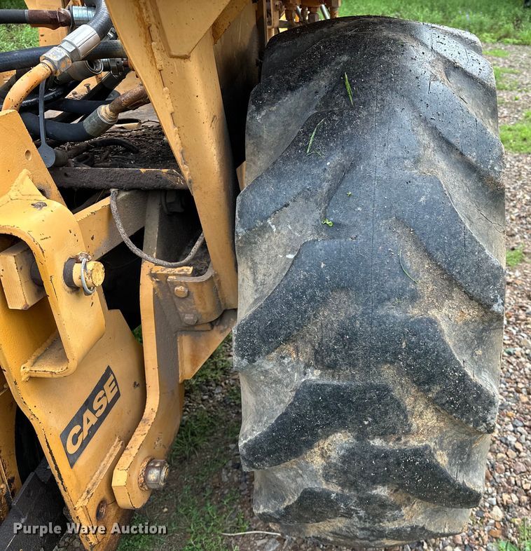 image for item NR9874 1990 Case 480F landscape tractor