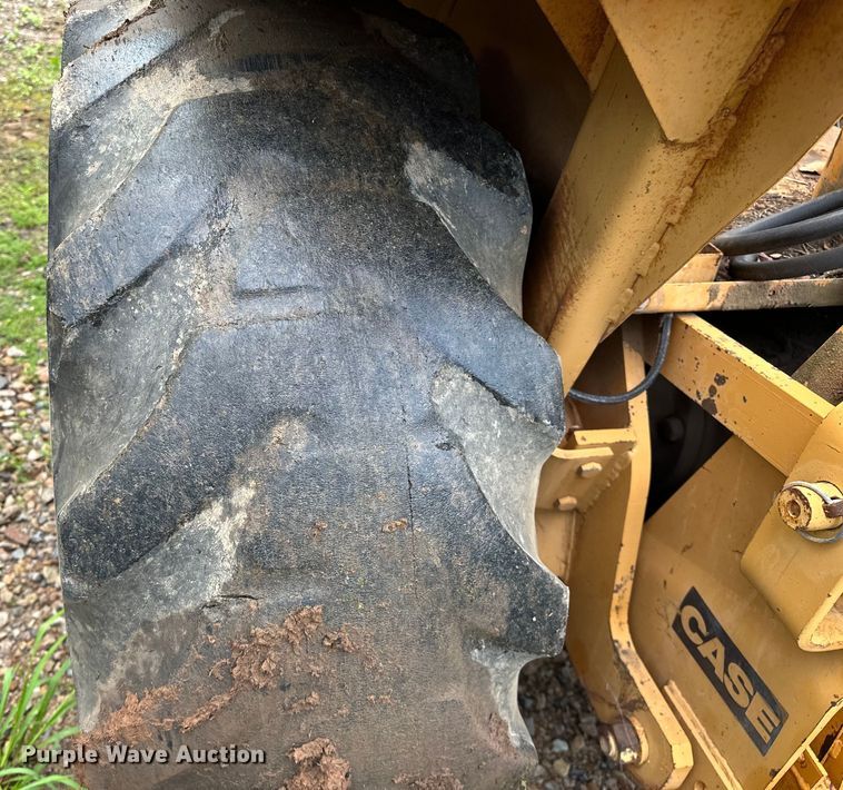 image for item NR9874 1990 Case 480F landscape tractor