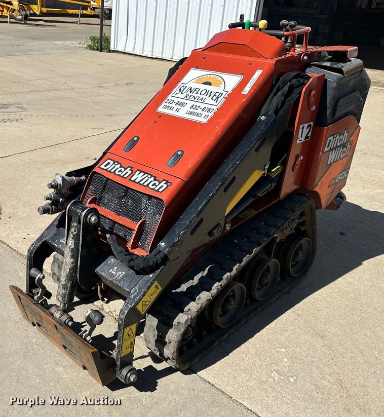 image for item NT9191 2022 Ditch Witch SK600 compact utility loader
