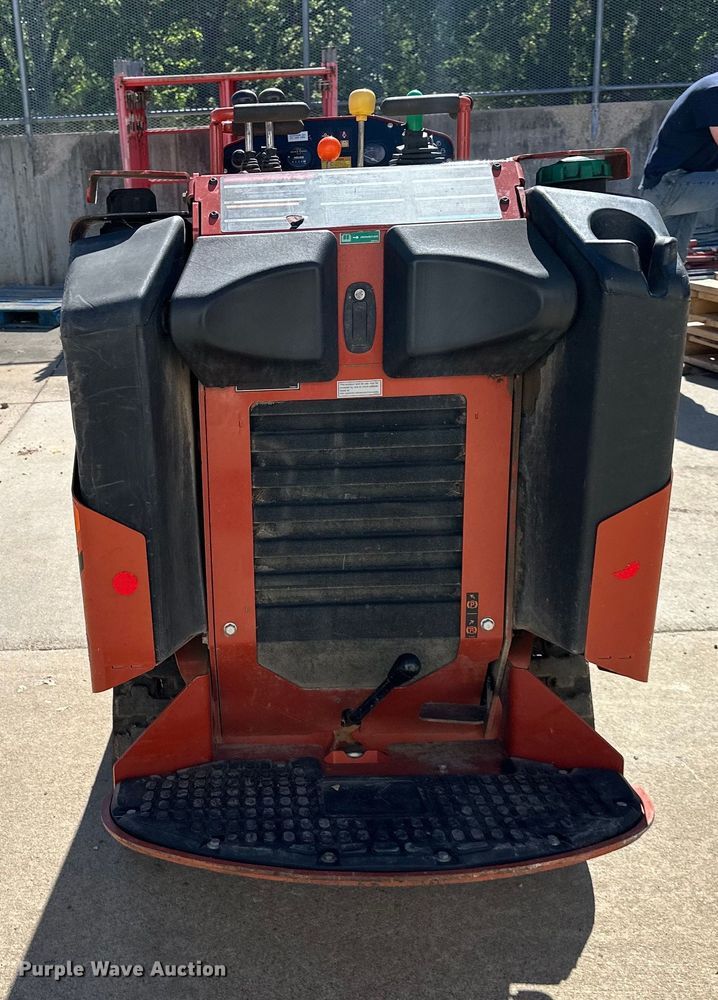 image for item NT9191 2022 Ditch Witch SK600 compact utility loader