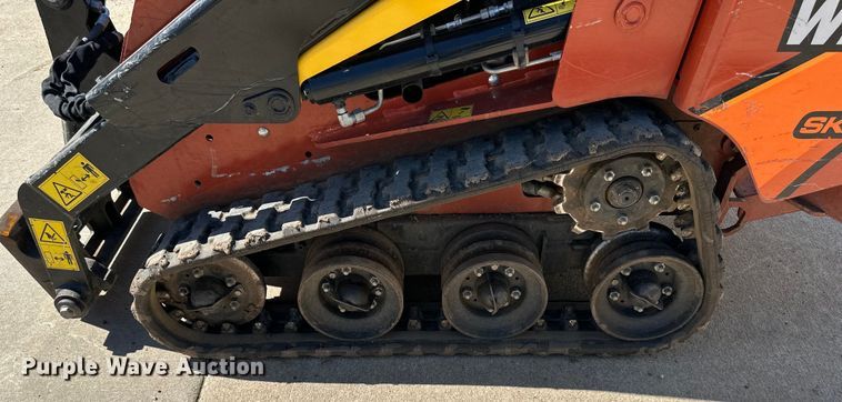 image for item NT9191 2022 Ditch Witch SK600 compact utility loader